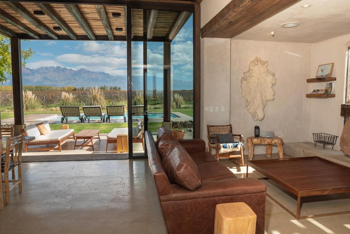 Casa Crux - Bodega Alfa Crux Villa Eugenio Bustos Eksteriør bilde