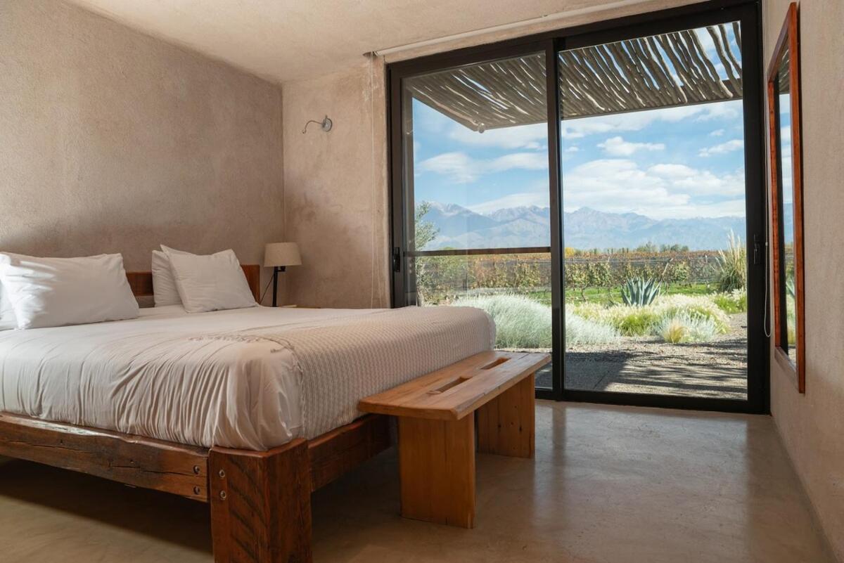 Casa Crux - Bodega Alfa Crux Villa Eugenio Bustos Eksteriør bilde