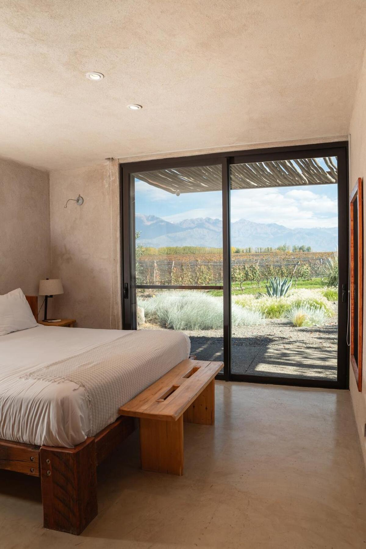 Casa Crux - Bodega Alfa Crux Villa Eugenio Bustos Eksteriør bilde