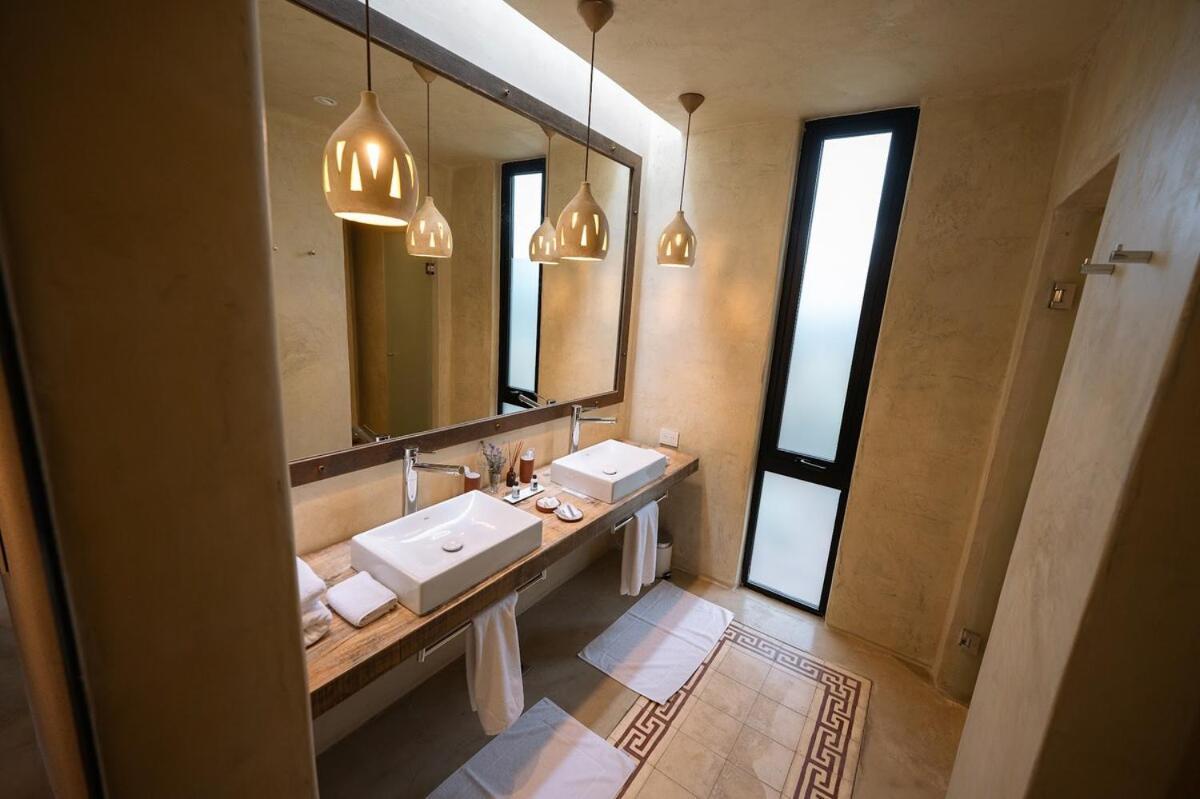 Casa Crux - Bodega Alfa Crux Villa Eugenio Bustos Eksteriør bilde